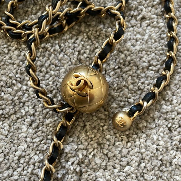 【sold】Chanel Lambskin Quilted CC Pearl Crush Mini Flap square, Black, gold ball - Picture 10 of 14